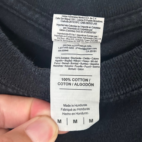 🦋 Gildan Black Short Sleeve Tee Minimalist Design Fairies Mermaid Unicorn Moon - Picture 2 of 6